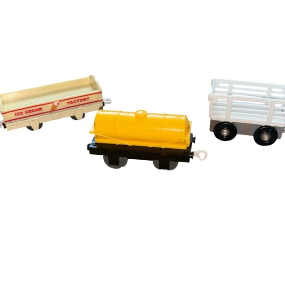 Thomas & Friends Motorized Engine Plastic Train Lot-WORKING! - Picture 8 of 8